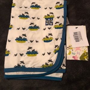 Kickee swaddle blanket NWT